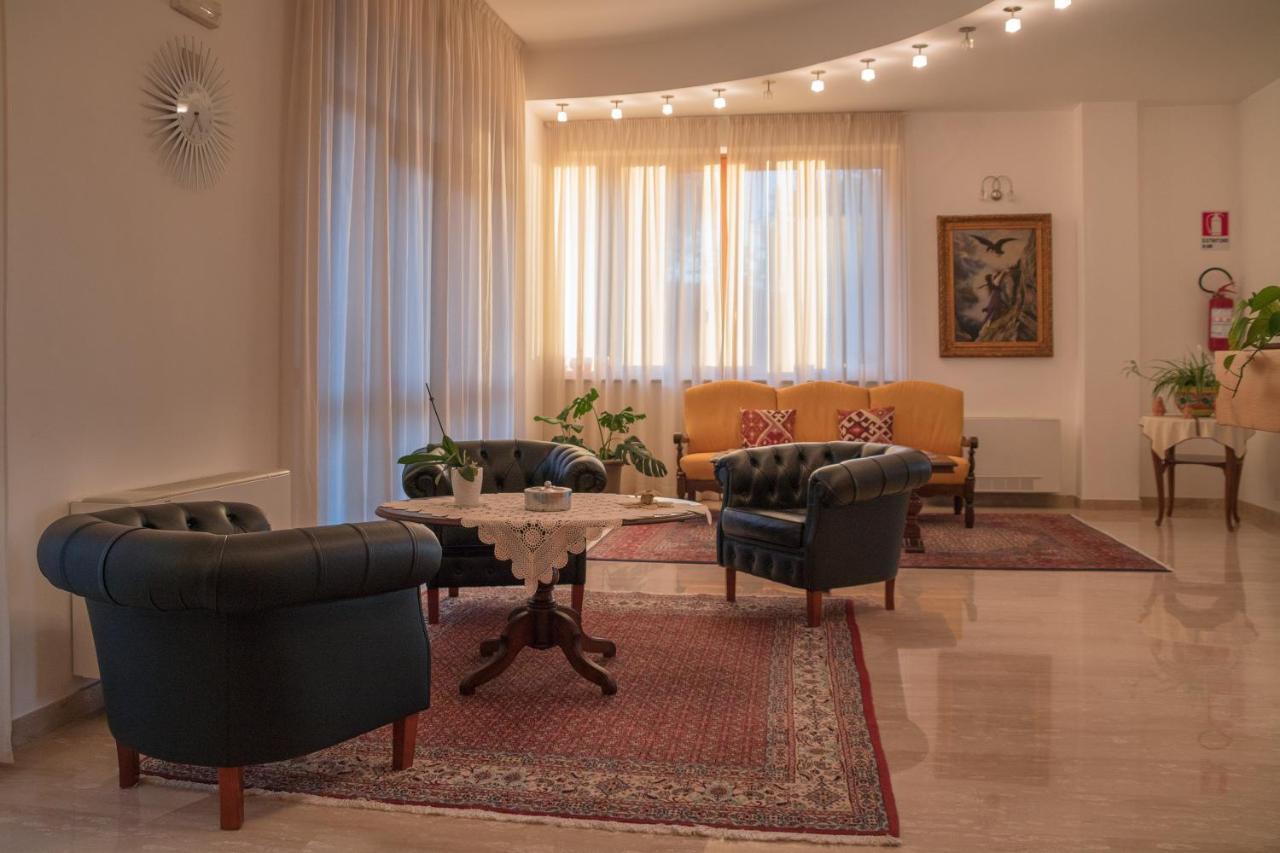 Ruggiero Park Hotel Vallo della Lucania Luaran gambar