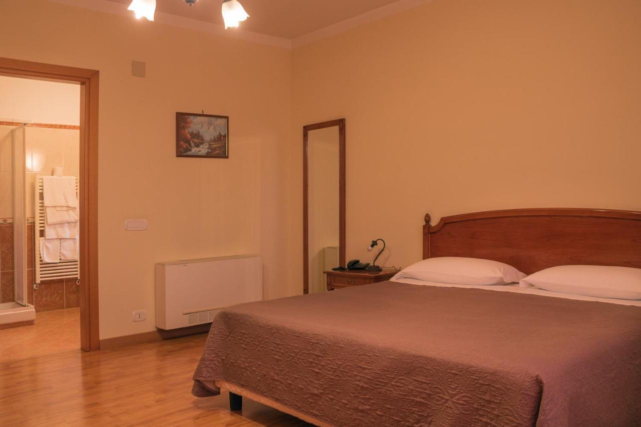 Ruggiero Park Hotel Vallo della Lucania Luaran gambar